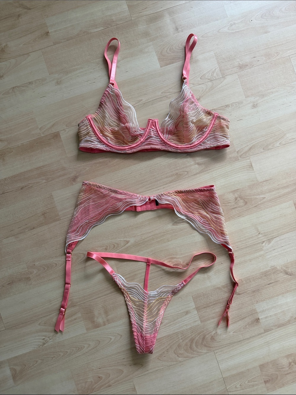 Sheer Coral Wave Embroidered Lingerie Three-Piece Set